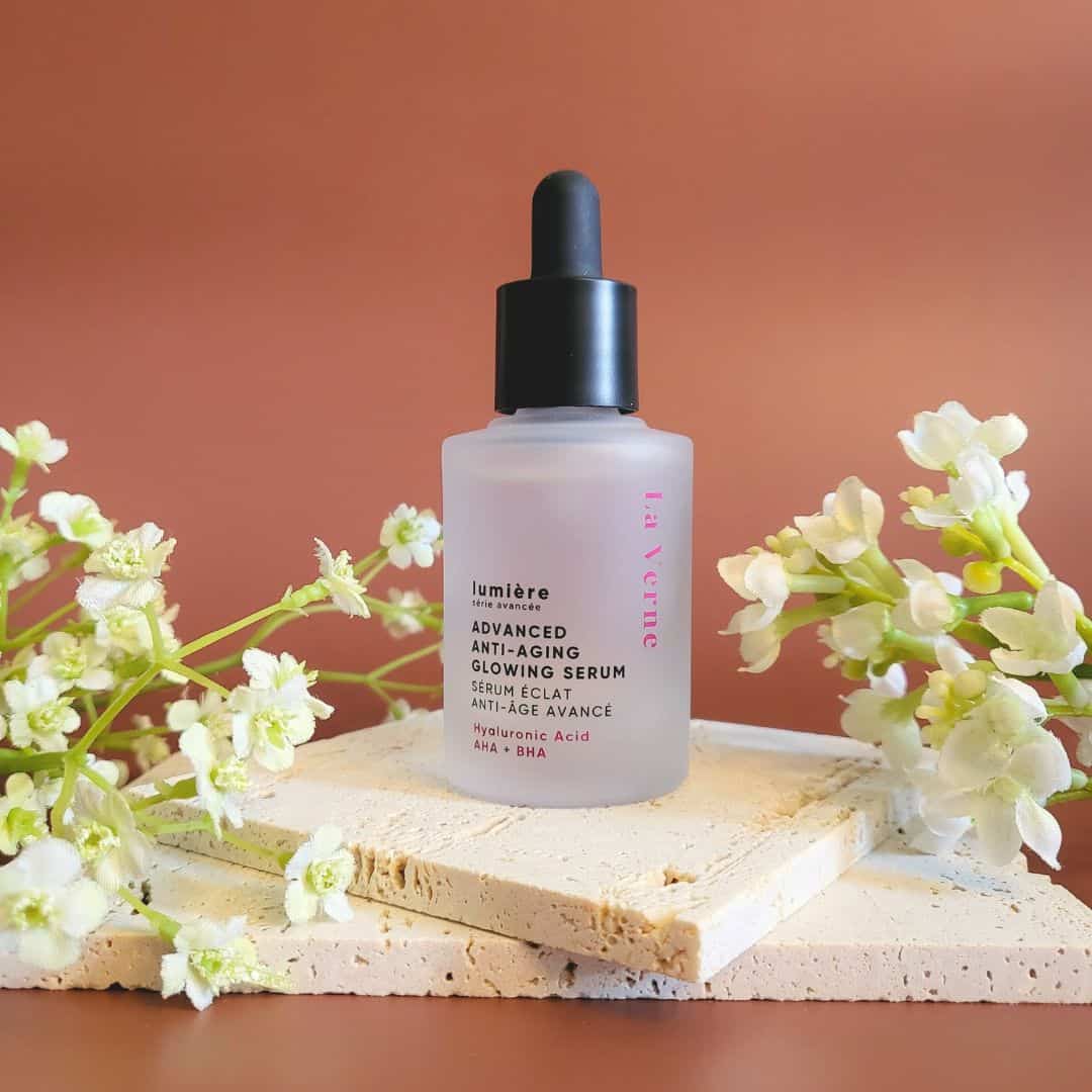 La Verne Lumiere 2.5% Hyaluronic Acid Anti-Aging Glowing Serum