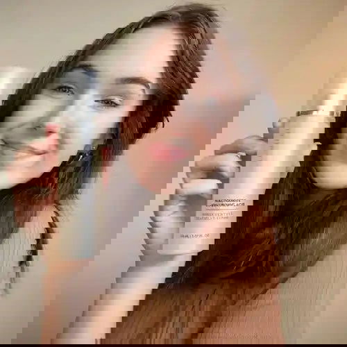 La Verne Lumiere Niacinamide Hyaluronic Acid White Tea Tree Toner - Miessential